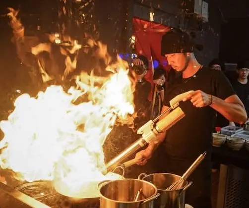 【台北】札幌炎神拉麵 台灣店。來自北海道的暖意