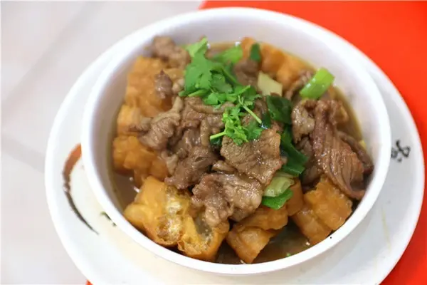 李伯伯食堂 /美食窩客 跟著小毛一起趴趴GO 提供