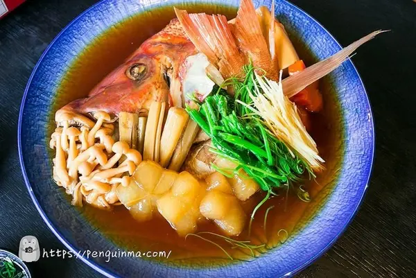 東咔滋日式定食屋 / 美食窩客 企鵝 提供