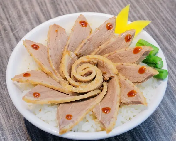 鐘予原味當歸鴨-仁愛店 /美食窩客 大胃米粒David & Milly 提供