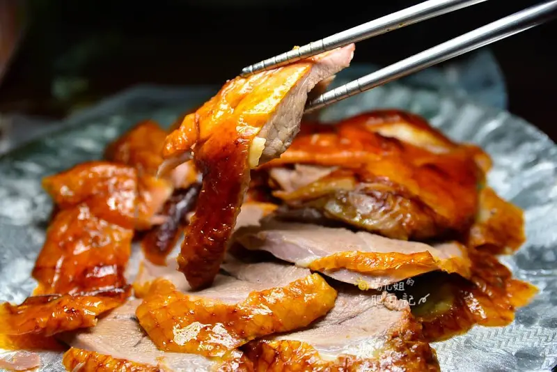 美食窩客安魯魯與陽光姐 推薦 家之香脆皮烤鴨