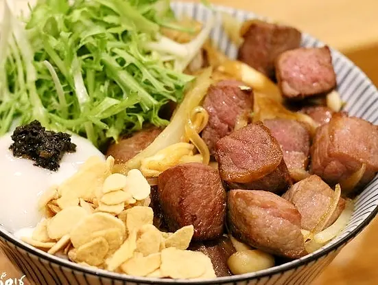 【食記】台北*內湖港墘。開丼 燒肉vs丼飯*平價大碗骰子牛丼 湯飯吃到飽 日式食堂 日本料理 台北燒肉飯 燒肉丼 開丼食堂 開動燒肉 港墘站 內湖餐廳推薦 無服務費