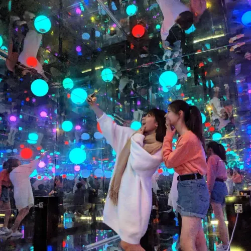 IG拍照熱點再一發! 「六福村主題遊樂園」必拍夢幻場景，甜到捨不得離開