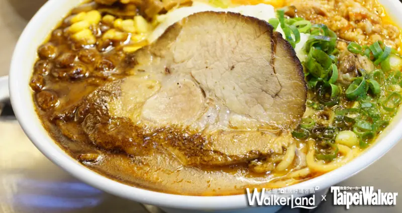 玩笑亭不開玩笑！窩客島部落客現場品鑑會，道地九州拉麵就在這！