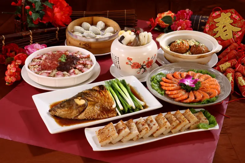 網購年菜開跑！樂天市場200道精緻菜色，除夕夜圍爐更輕鬆！