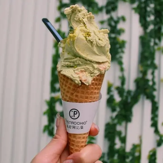 [台南美食] 綠皮開心果冰淇淋Pistacchio。第一家義大利綠皮開心果冰淇淋製冰坊，城市裡的小清新 ，冰淇淋不只手作還要手拉胚 // 中西區.孔廟商圈