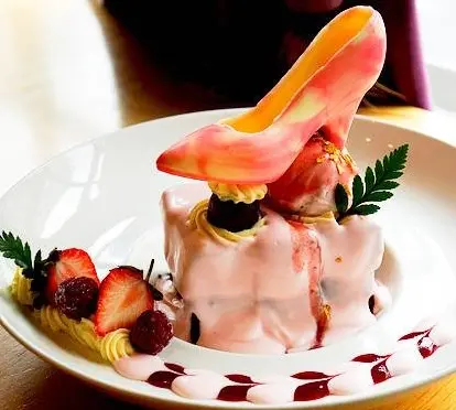 ▋忠孝復興站美食▋跳舞香水Perfume Dance ~氣氛優雅迷人，甜點鹹食都精采