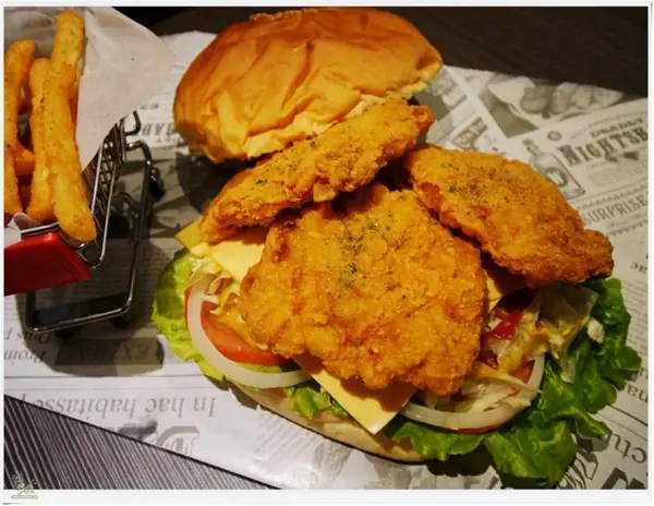 台北 必吃漢堡 懶人包 / WalkerLand窩客島提供