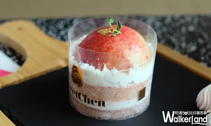 時尚甜點控一定要知道！W飯店再掀下午茶新話題，聯手精品甜點SWEET CHEN，打造「PEACH PERFECT桃醉星際」下午茶。