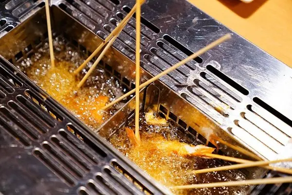 美食窩客 小美&叮叮_旅遊食記 提供 / 串家物語