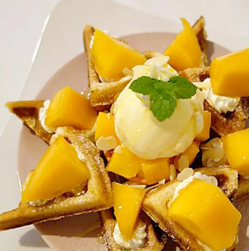 【彰化員林】鄉村貝拉；夏季就是要吃當季的芒果金磚蜜糖吐司！可愛的佈置，優閒的用餐環境，夏天就要清涼甜蜜~