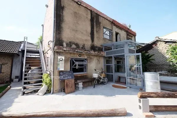 炎生Caffè /美食窩客 藍色起士 提供