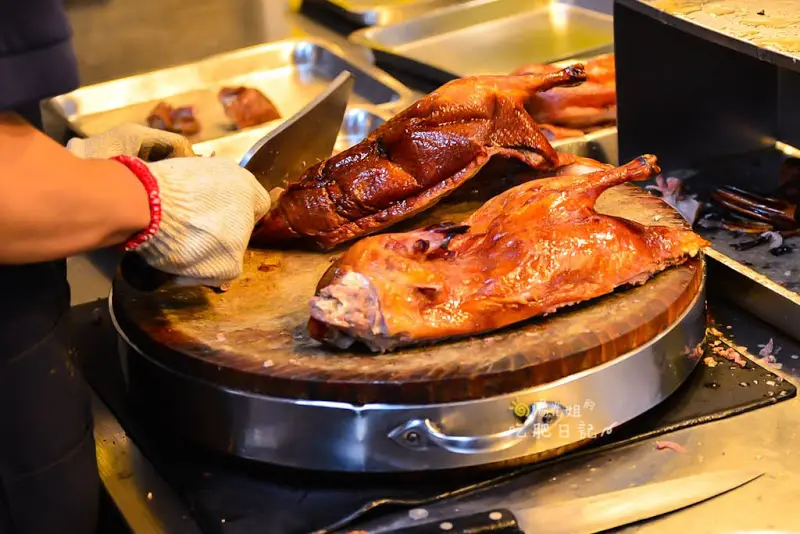 美食窩客安魯魯與陽光姐 推薦 家之香脆皮烤鴨