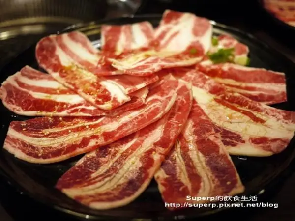 新橋燒肉  竹北  / WalkerLand窩客島提供