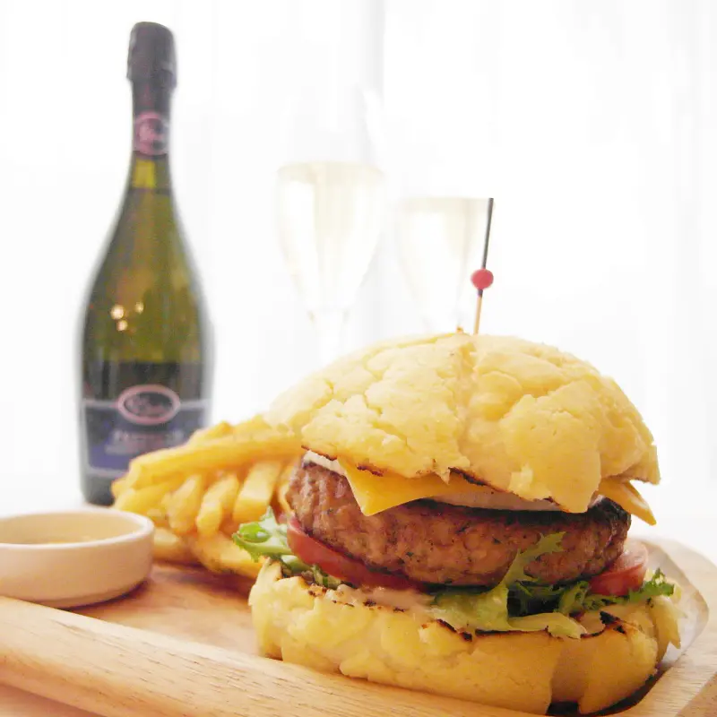 就是要不一樣！「台北美福GMT Gourmet Kitchen」首推午後微醺輕食！10底前免費送義大利氣泡酒！