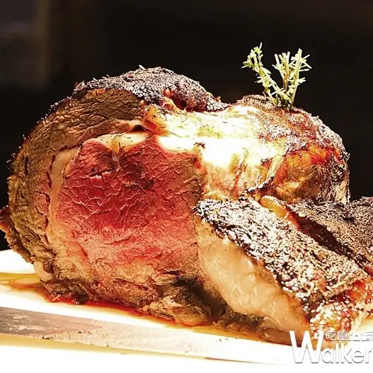 吃到飽午餐下殺490元！板橋凱撒大飯店朋派自助餐廳推出「午餐均一價490元」，搶攻長青族商機。