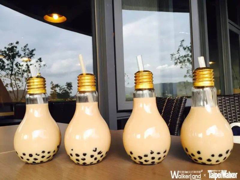 超夯超可愛！全台燈泡珍奶大集合！你喝過了嗎?