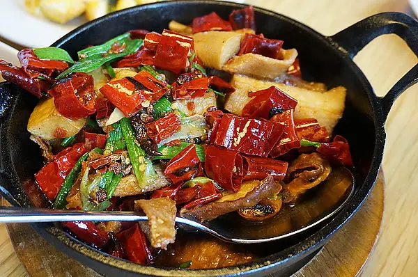 【台北捷運．美食推薦】開飯川食堂(Bistro 98)-正宗又麻又辣精緻川菜料理--踢小米食記