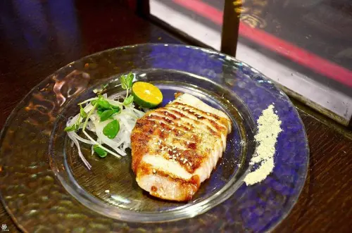 【台北。豚】喀佈貍大眾和風串燒居酒洋食堂，兼具復古裝潢和美味串燒的居酒屋