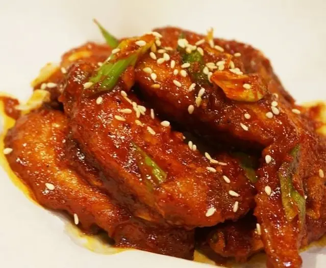 【美食】深夜了~來份韓國雞啤消夜吧！阿里郎村落 韓式炸雞