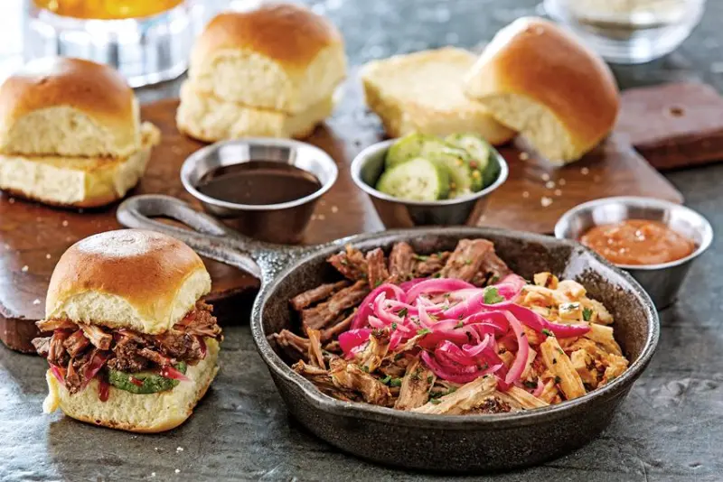 美式風格、霸氣登場．Chili’s當家豬肋排 強勢限時回歸。帶領美式餐飲強攻饕客的心